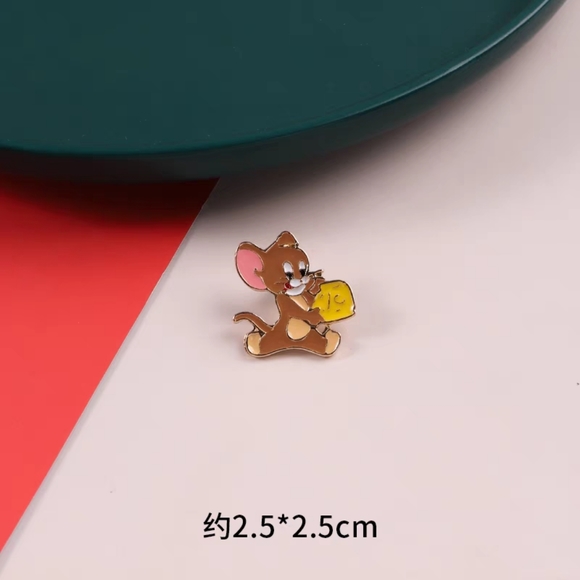 Cartoon Brooche - Picture 10 of 11